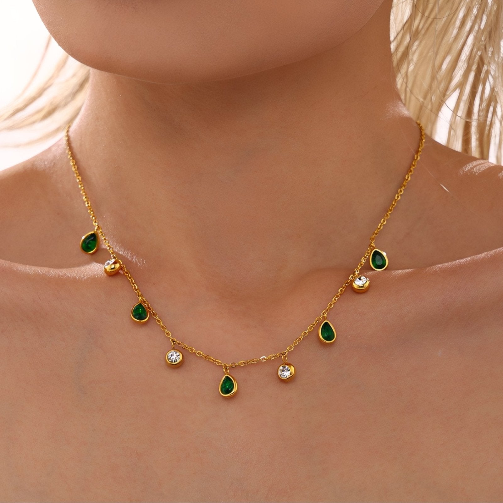 Collier femme pampilles gouttes zircon coloré, acier inoxydable plaqué or 18K
