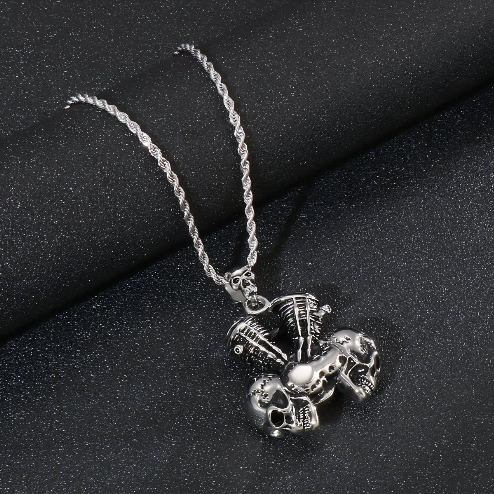 Collier gothique pour homme, avec pendentif en forme de moteur et têtes de mort, en acier inoxydable