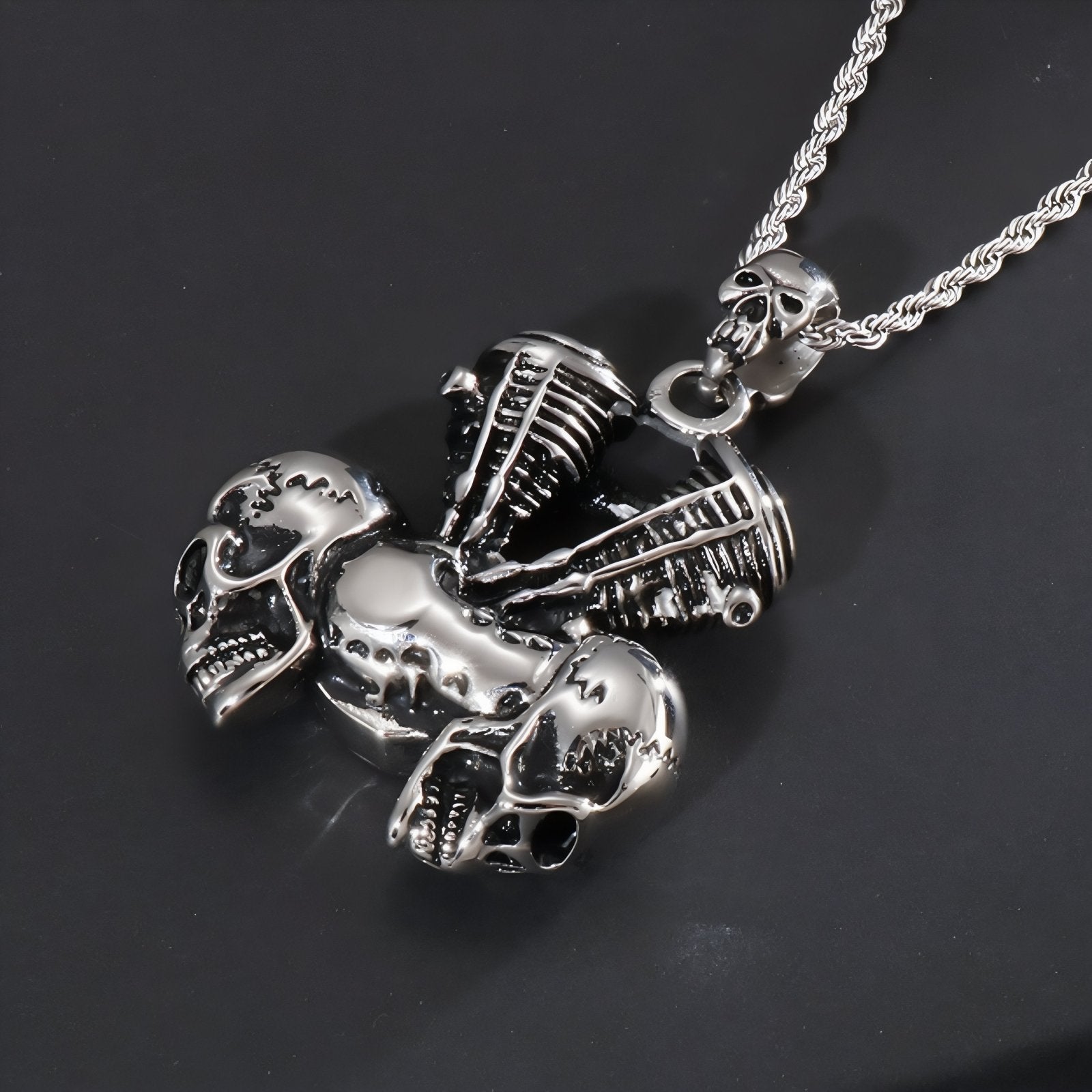 Collier gothique pour homme, avec pendentif en forme de moteur et têtes de mort, en acier inoxydable
