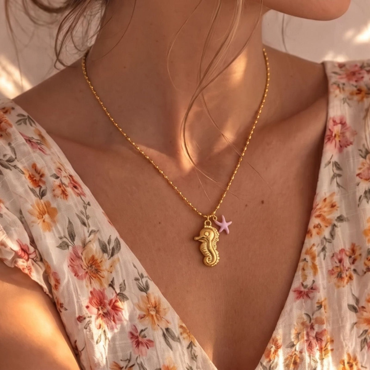 Collier hippocampe pour femme, en acier inoxydable doré, pendentif marin avec étoile de mer rose