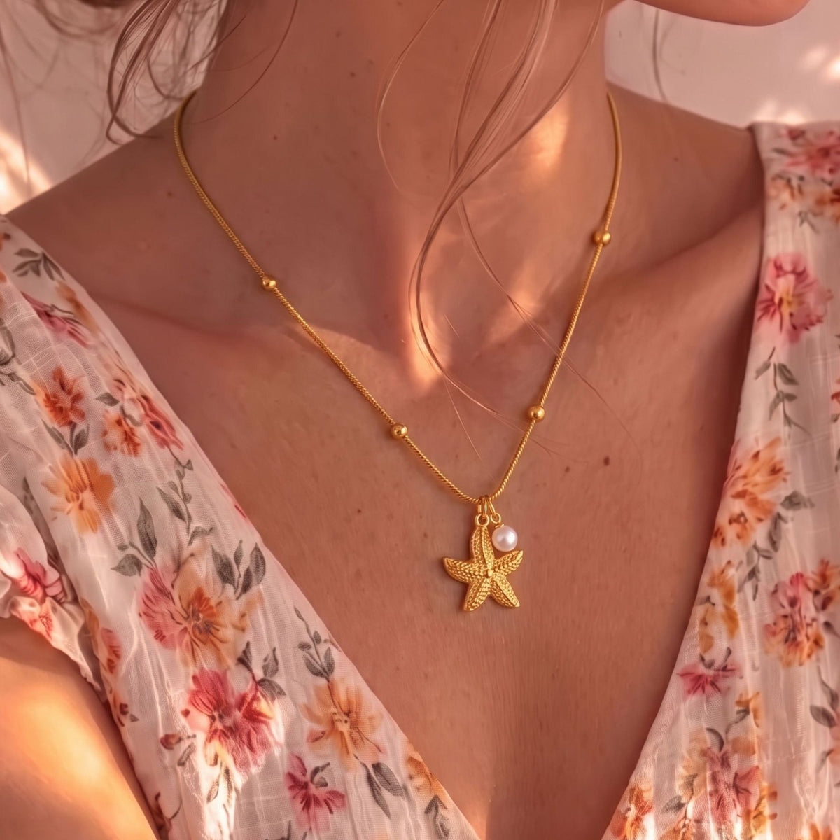 Collier marin pour femme, en acier inoxydable doré, étoile de mer et perle blanche au style élégant
