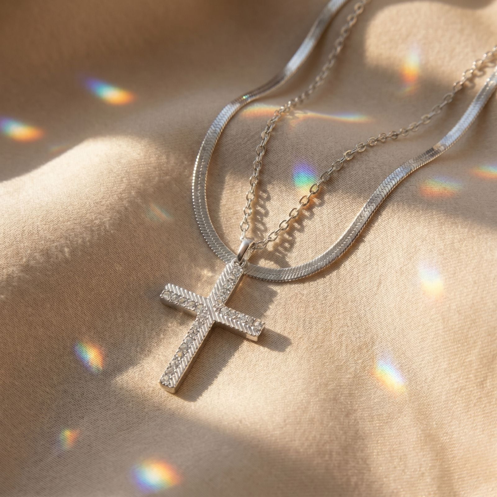 Collier multi rangs croix pour femme, pendentif zircon, chaîne ajustable 42–47 cm