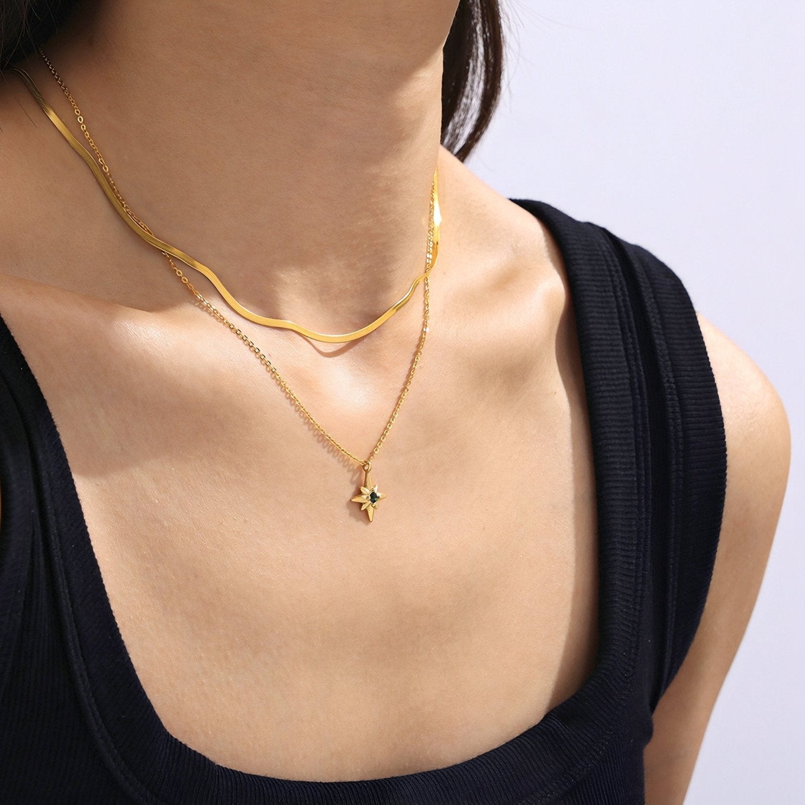 Collier multi rangs, pendentif étoile, style minimaliste moderne, modèle Mélanie