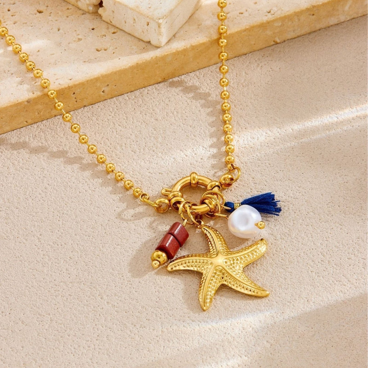 Collier océan pour femme, en acier inoxydable doré, pendentif étoile de mer avec perle et pompon coloré