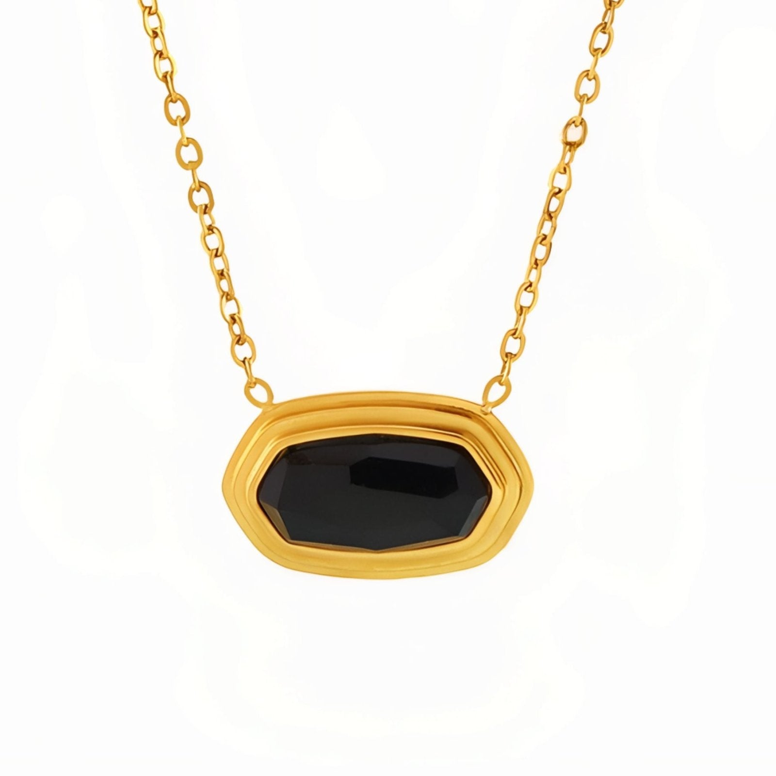 Collier ovale élégant avec pierre naturelle facettée, acier inoxydable et placage or 18K