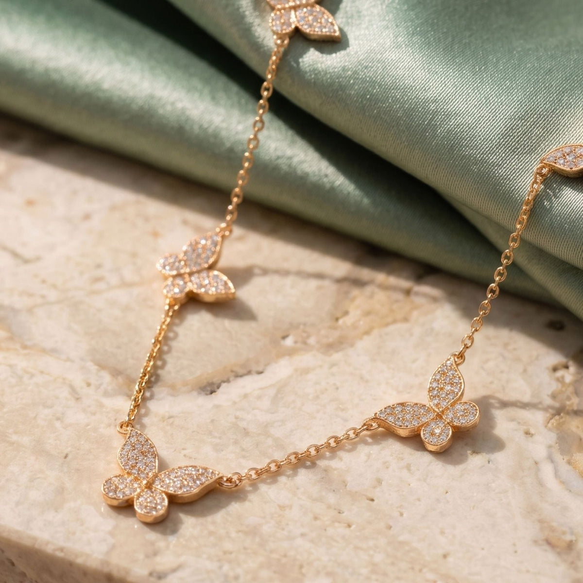 Collier papillon pour femme, en argent 925, avec zircon, finition dorée élégante