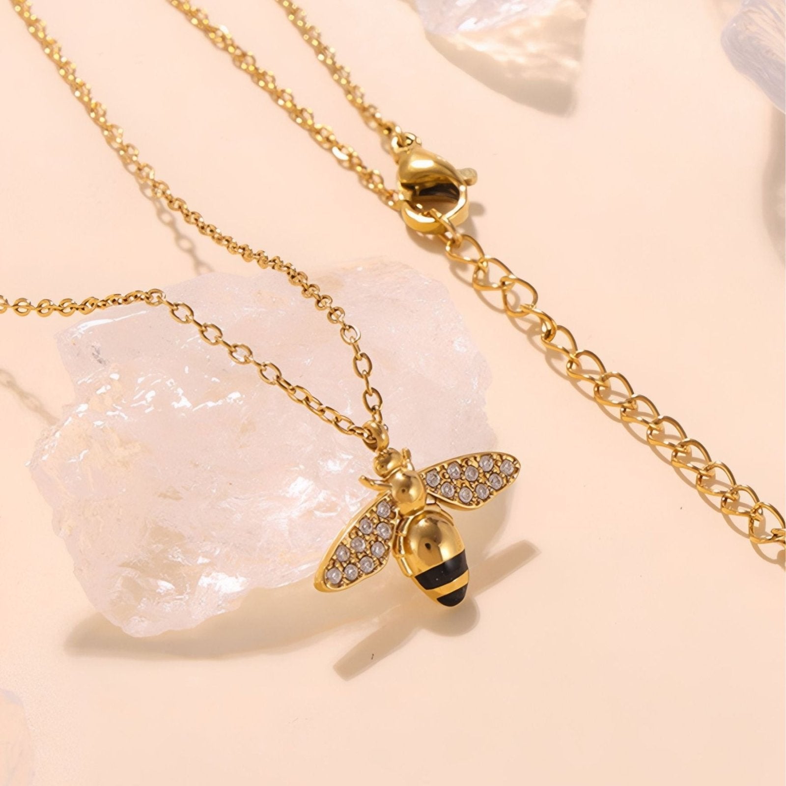 Collier pendentif abeille, maille forçat en acier inoxydable plaqué or 18K, zircon scintillant