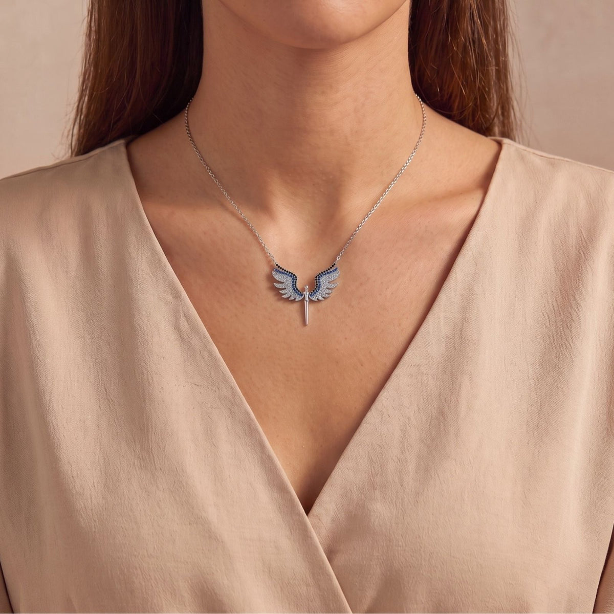 Collier pendentif ailes d’ange pour femme, en argent 925, avec pierres scintillantes