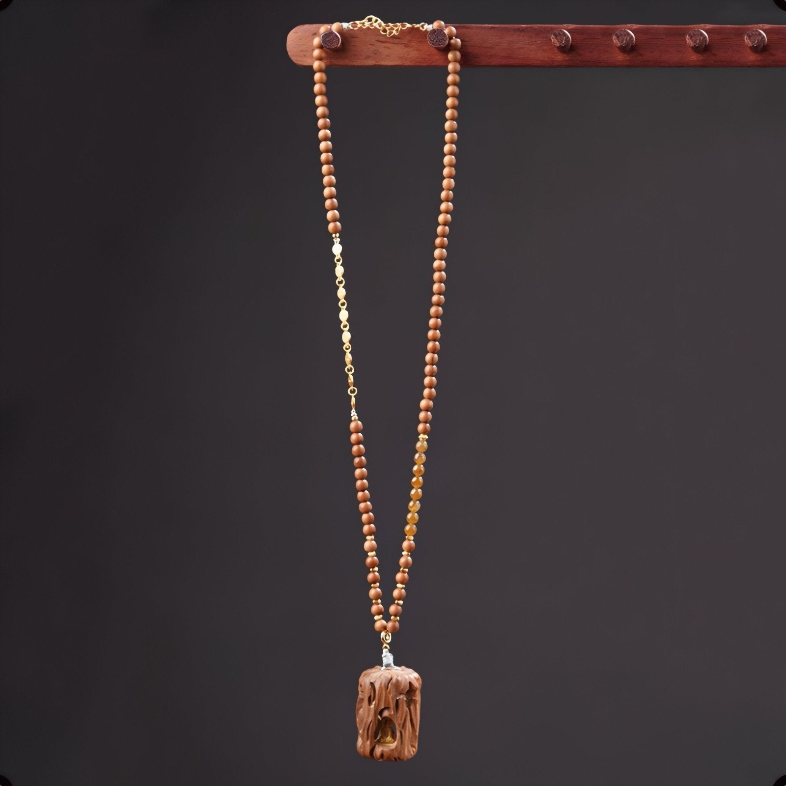 Collier pendentif Bouddha en bois de santal naturel, avec perles en bois et alliage métallique