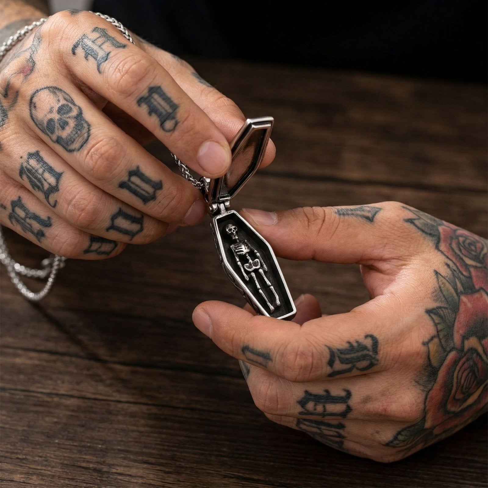 Collier pendentif cercueil avec squelette pour homme, en acier inoxydable