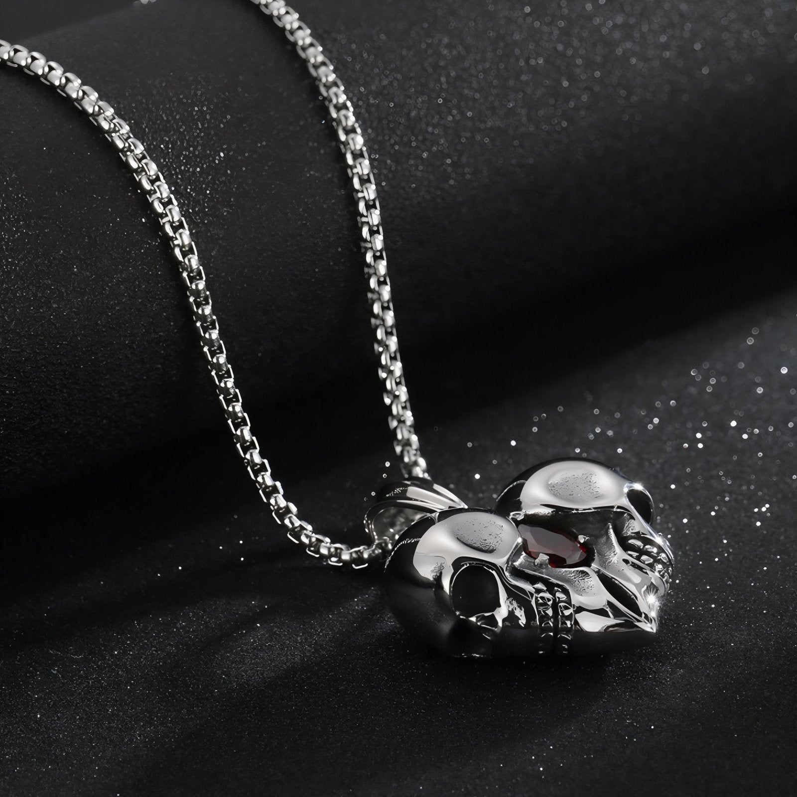 Collier pendentif cœur double crânes pour homme, avec zircon rouge, en acier inoxydable, style rock et gothique