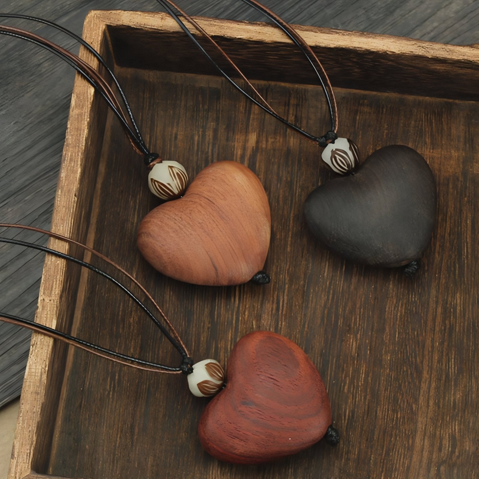 Collier pendentif cœur en bois naturel pour femme, avec perle en bois et double cordon ajustable, style bohème