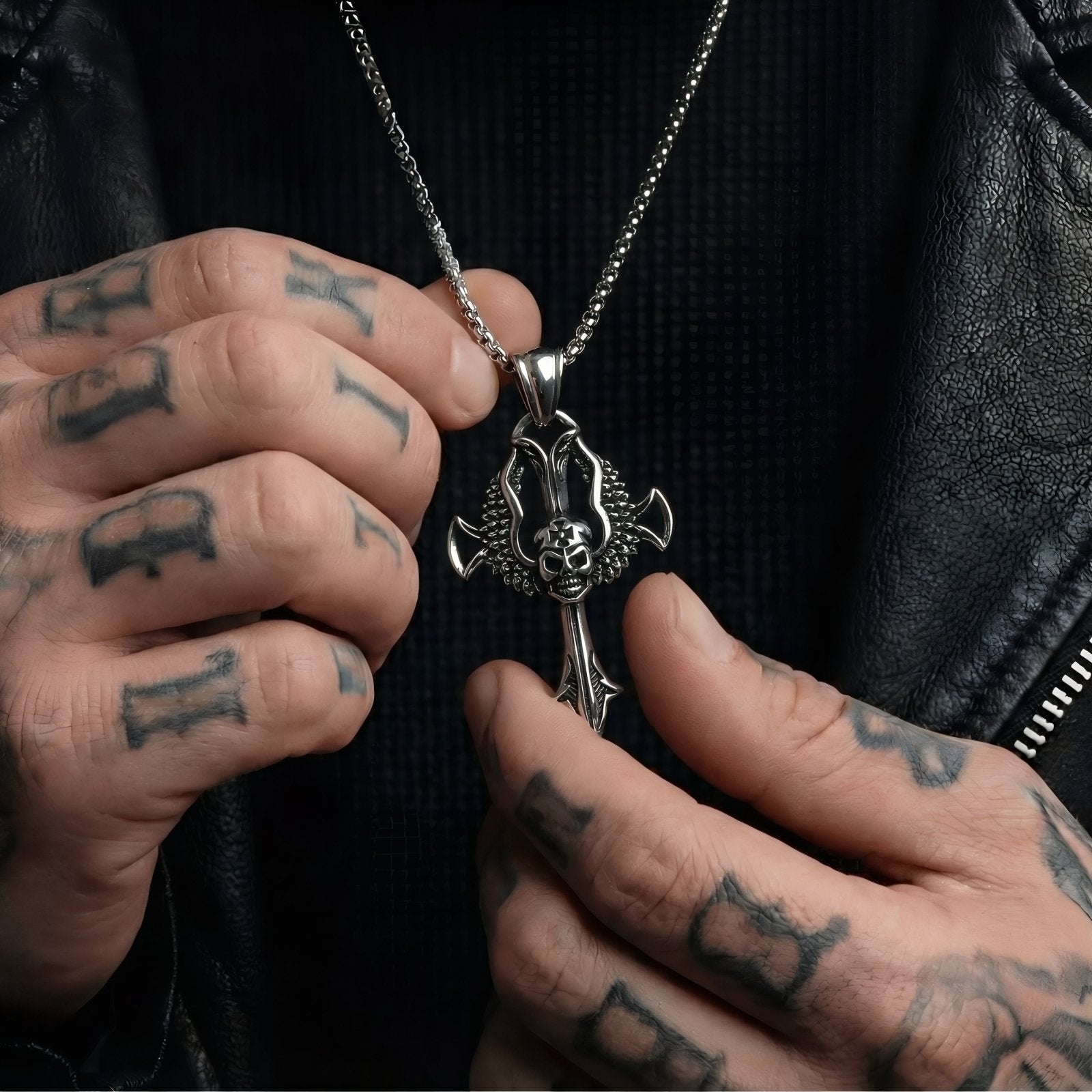 Collier pendentif croix pour homme, avec tête de mort, en acier inoxydable