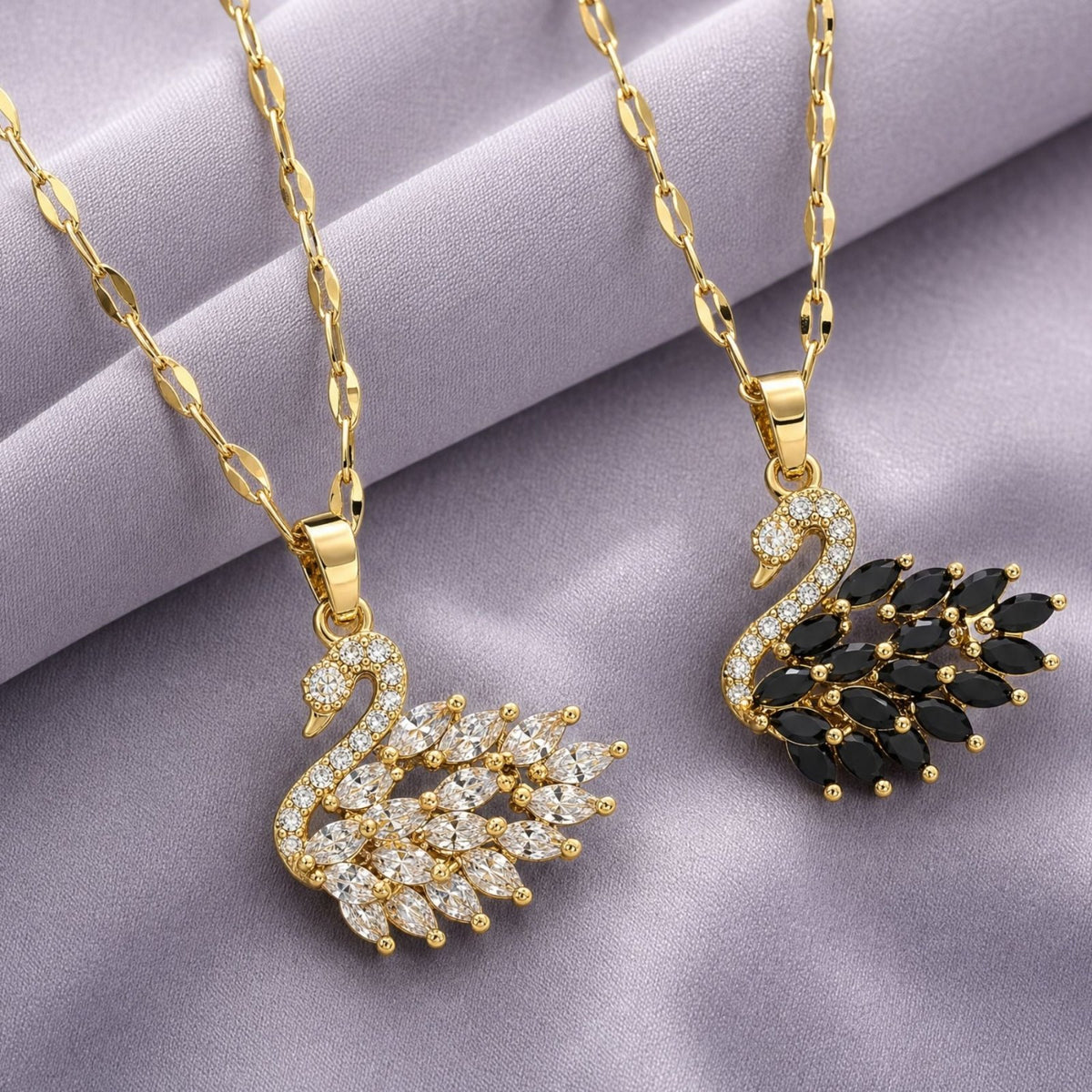 Collier pendentif cygne pour femme, en acier titane doré, avec pierres colorées en forme de plume
