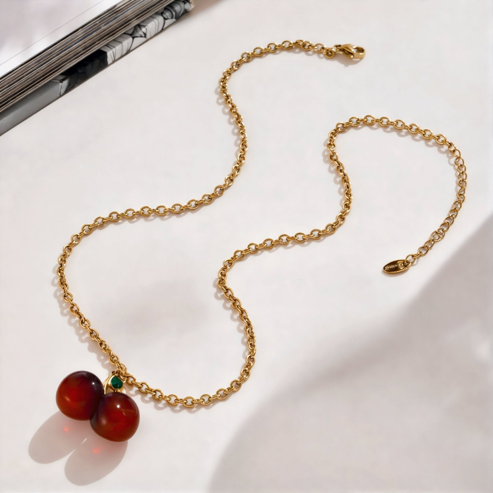 Collier pendentif double cerise pour femme, avec résine et zircon, en acier inoxydable