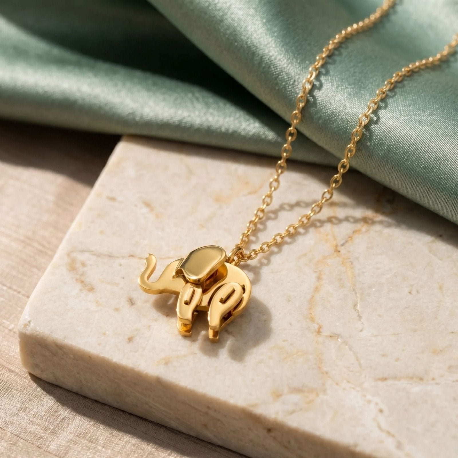 Collier pendentif éléphant, acier inoxydable plaqué or 18K, pour femme