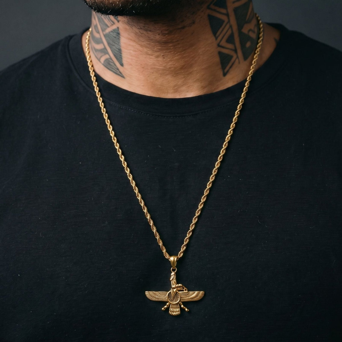 Collier pendentif Faravahar pour homme, en acier inoxydable, symbole ailé inspiré de l’art perse
