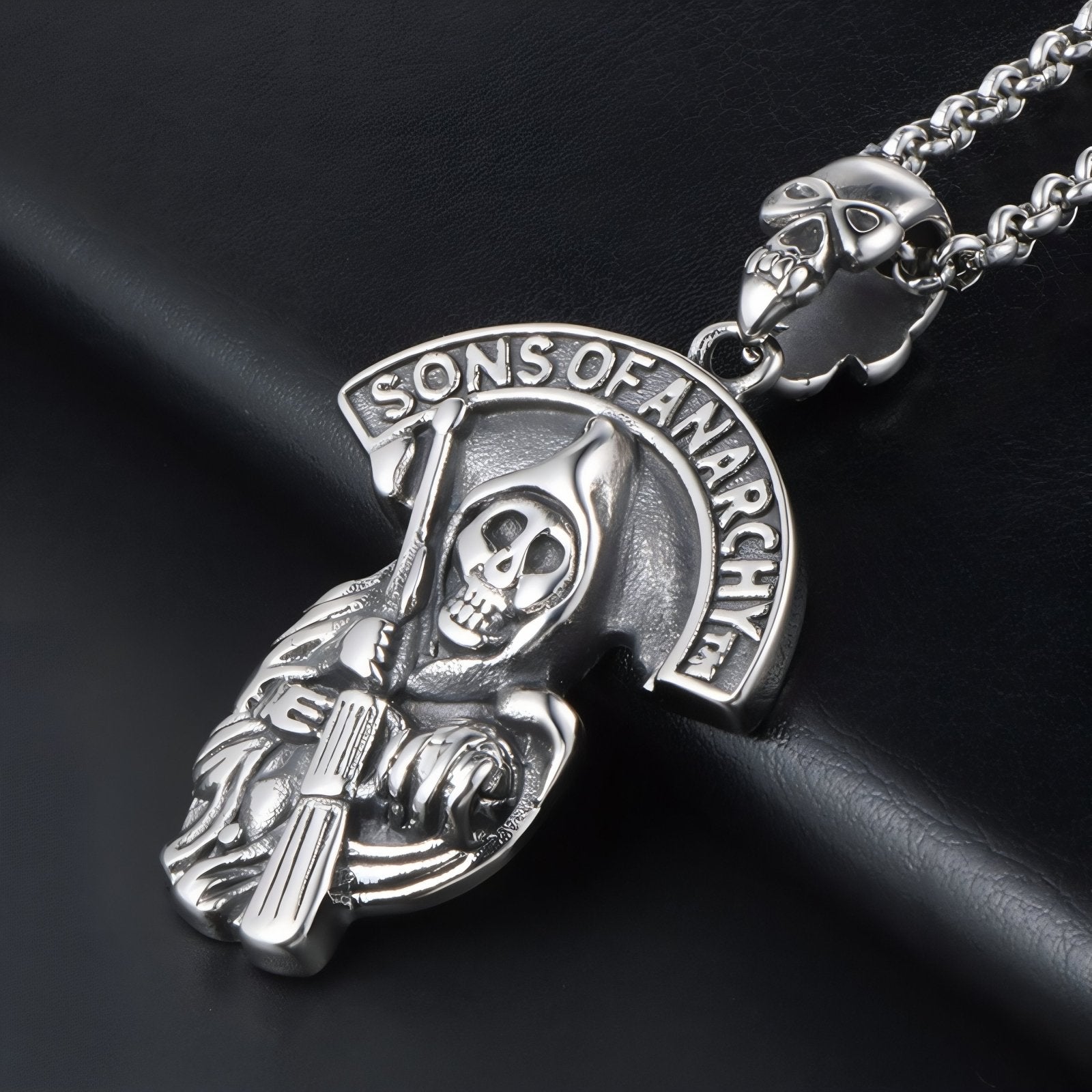 Collier pendentif faucheuse tête de mort pour homme, gravé Sons of Anarchy, en acier inoxydable