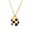 Collier pendentif géométrique émaillé, motif damier noir et blanc, chaine fine, en acier inoxydable