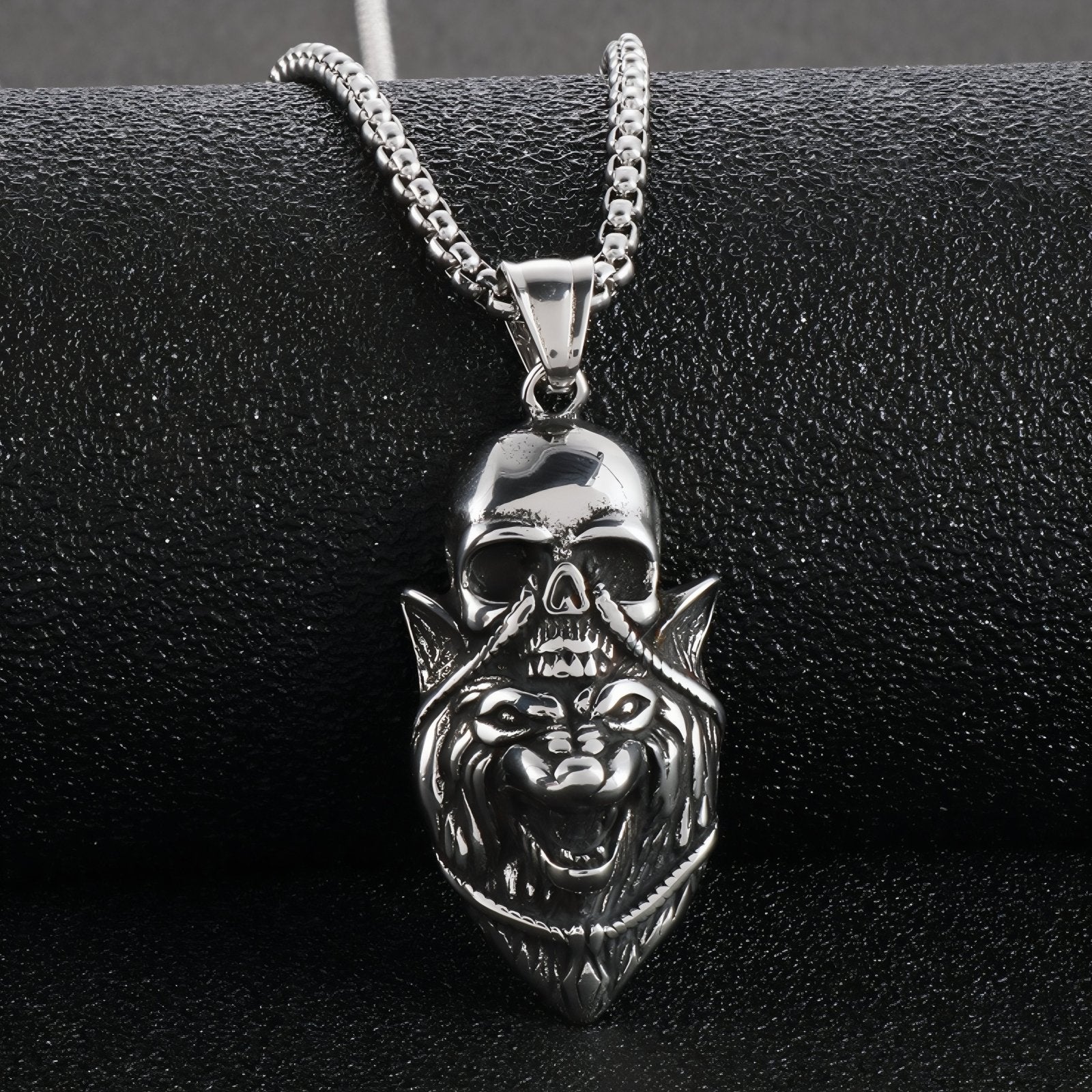 Collier pendentif loup et tête de mort pour homme, en acier inoxydable, style gothique