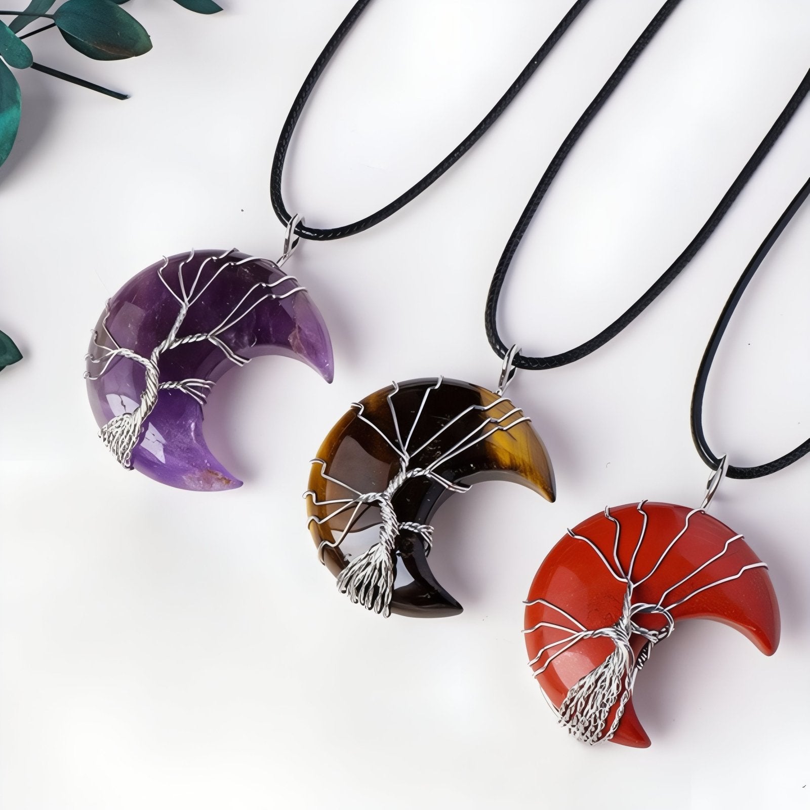 Collier pendentif lune en pierre naturelle, orné d'un arbre de vie, avec cordon noir