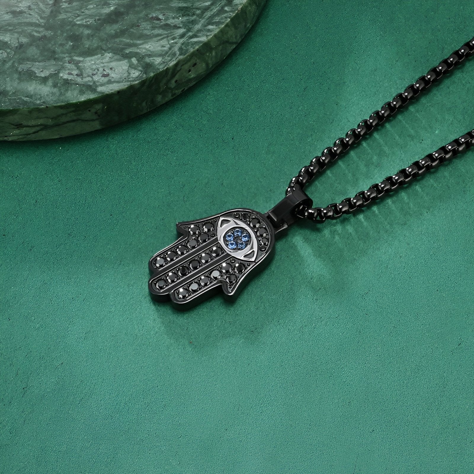 Collier pendentif main de Fatma en acier inoxydable, serti de zircons, modèle Nael