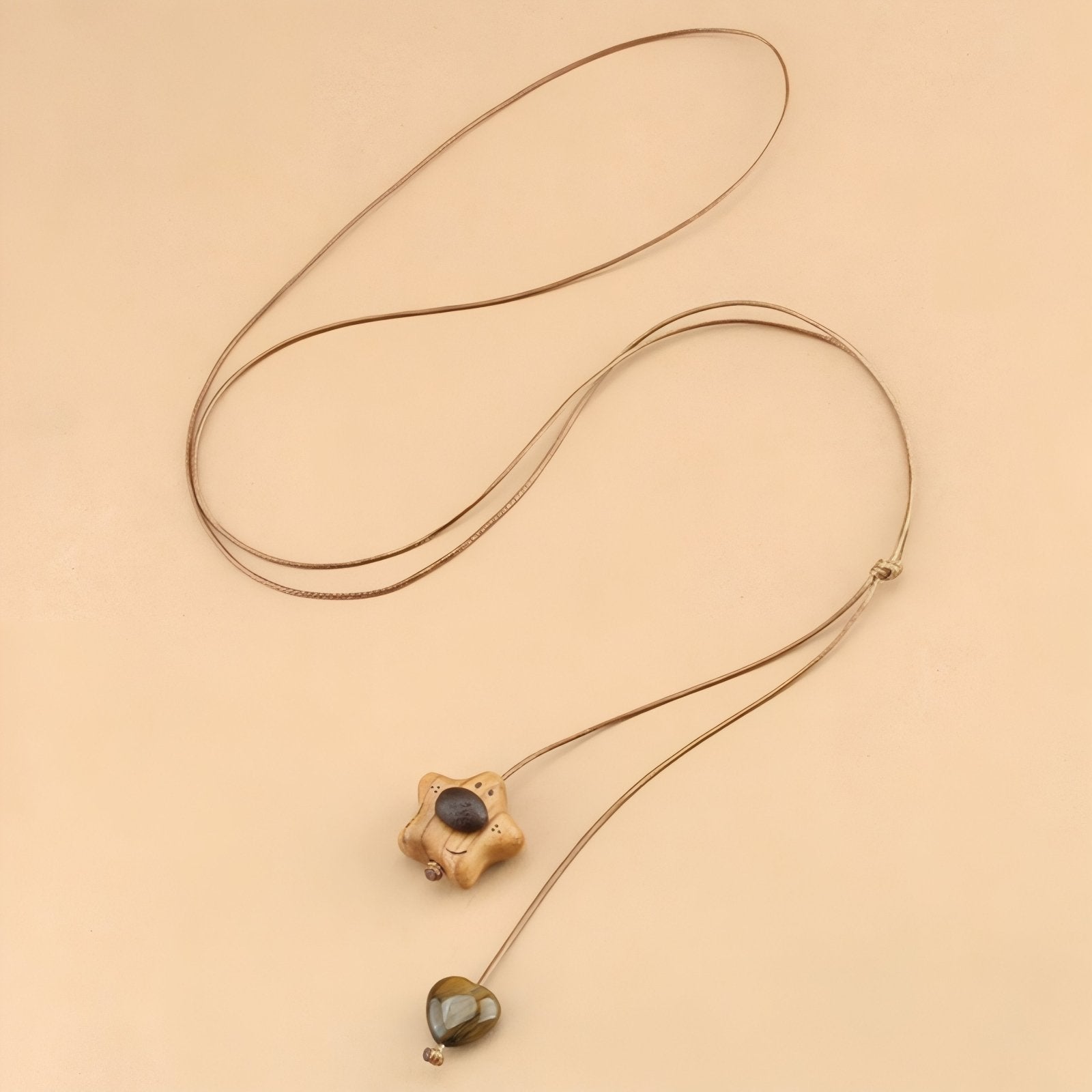 Collier pendentif ourson, chien, chat ou étoile en bois naturel, avec perles en bois et cordon ajustable