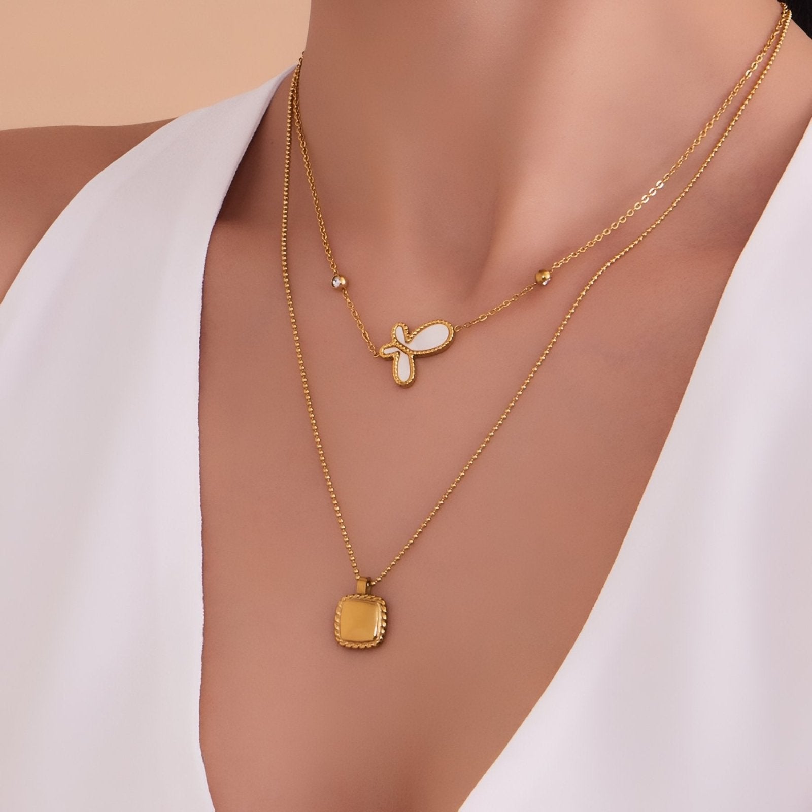 Collier pendentif papillon pour femme, avec zircon et coquillage, en acier inoxydable