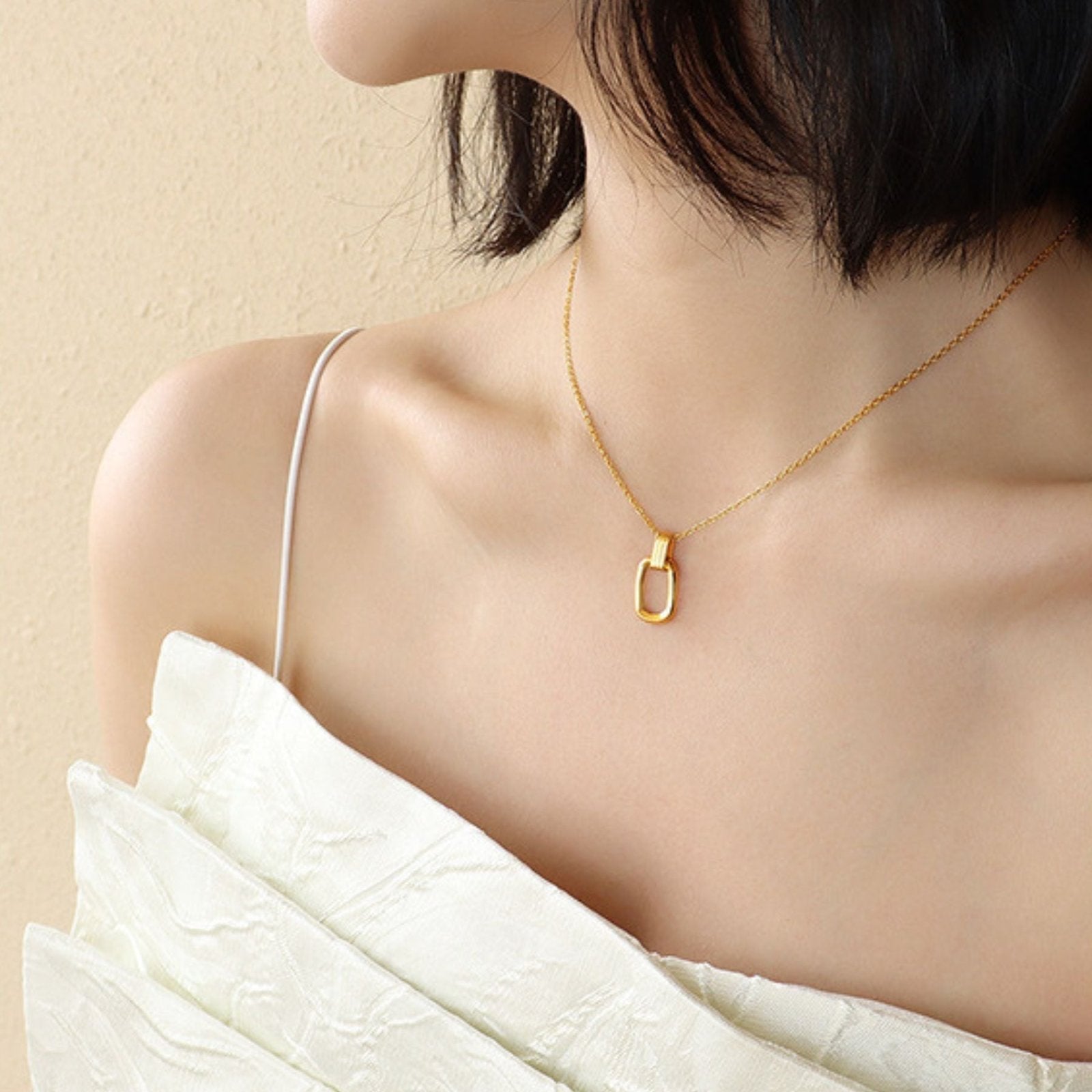 Collier pendentif rectangle, style minimaliste, acier inoxydable plaqué or 18K