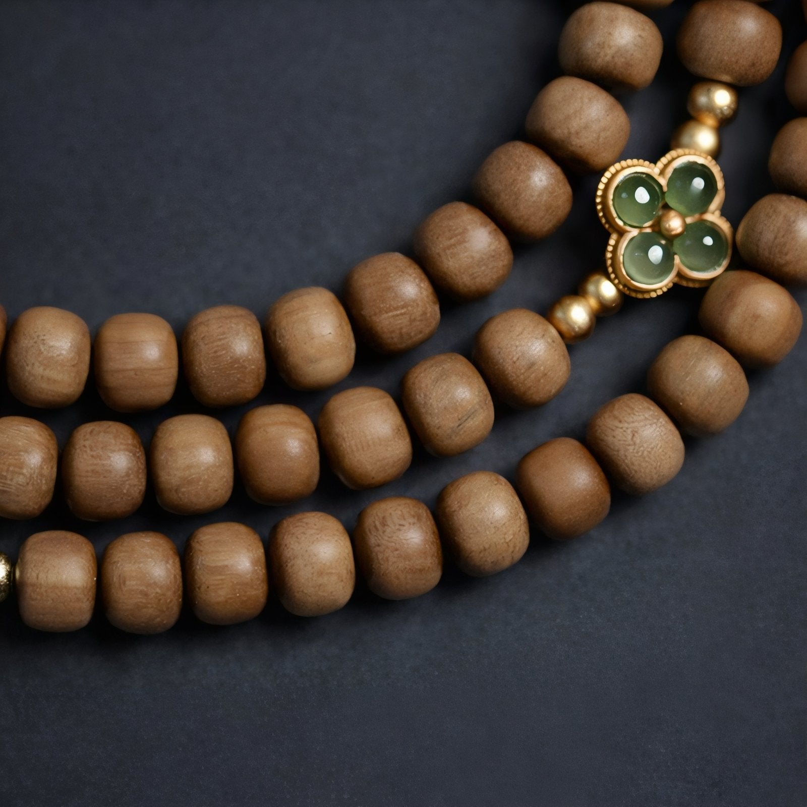 Collier pendentif Ruyi en bois de santal pour femme, avec perles en bois, pierre de jade et alliage métallique