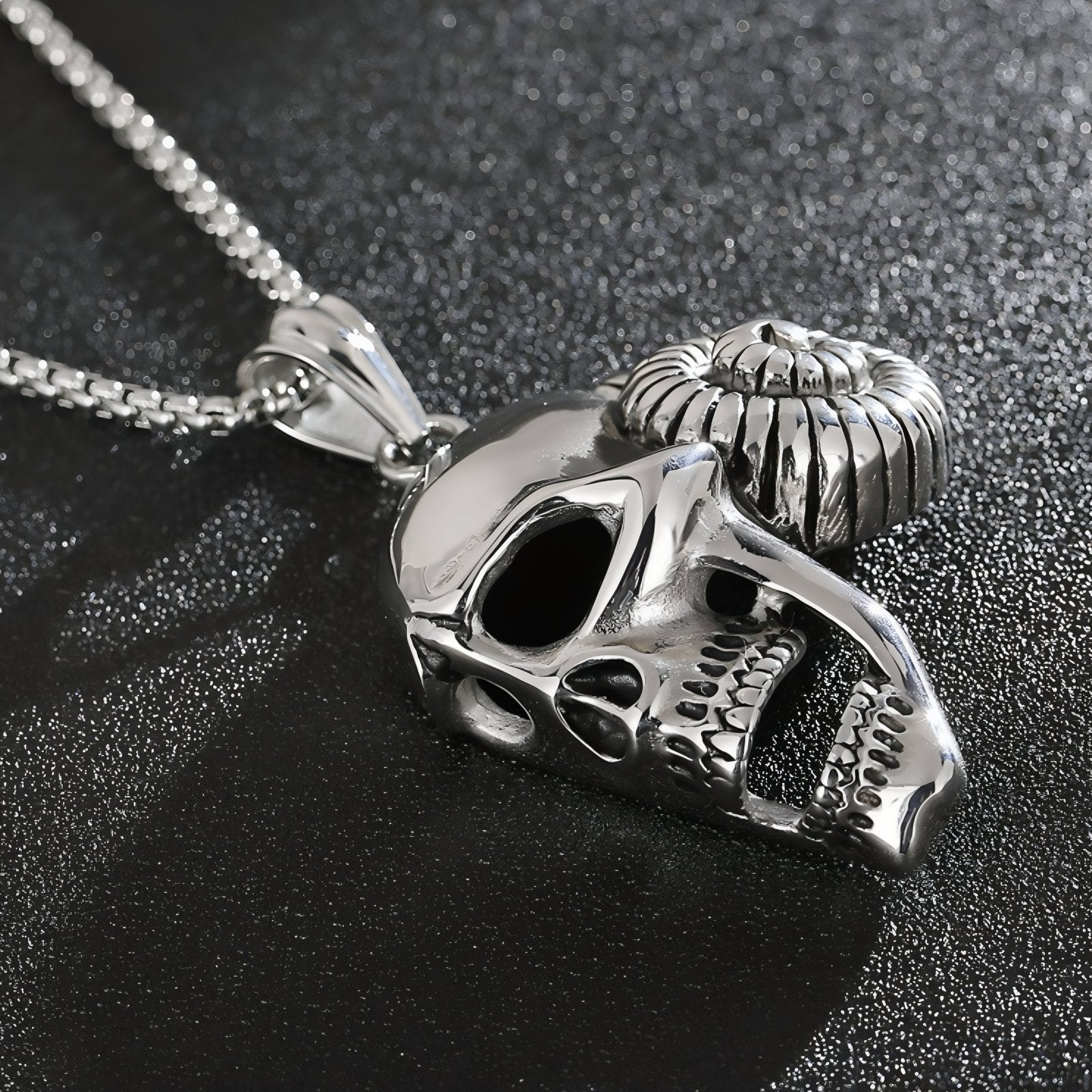 Collier pendentif tête de mort à corne pour homme, en acier inoxydable, style punk