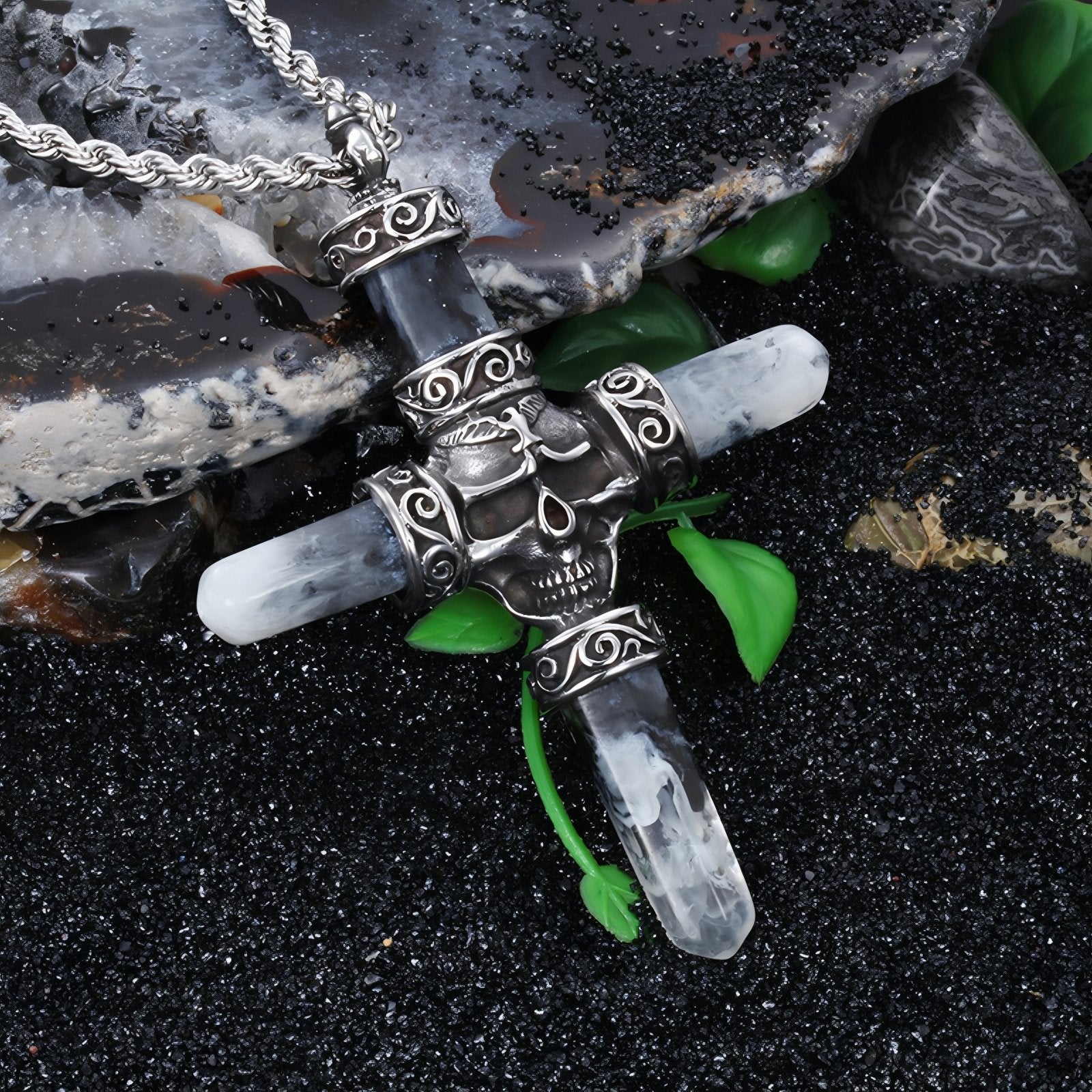 Collier pendentif tête de mort et croix, en acier inoxydable et résine, style rock