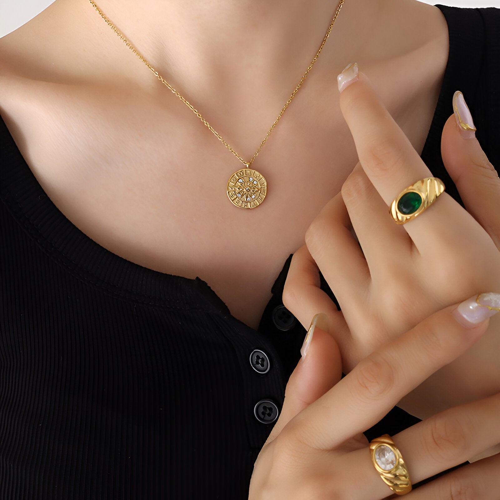 Collier pendentif zodiaque doré, médaillon étoilé en acier inoxydable et zircons, pour femme, modèle Ayla