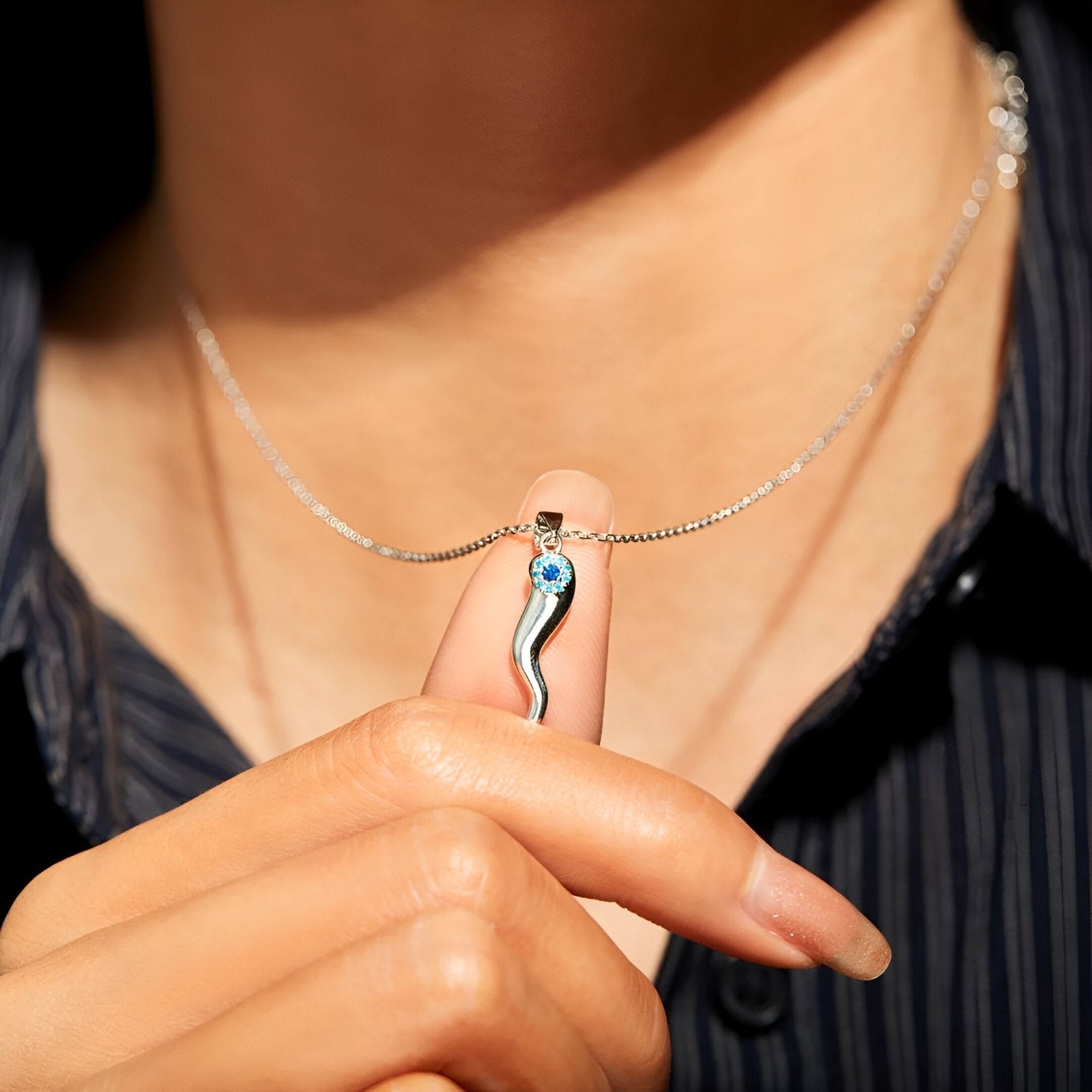Collier piment porte - bonheur en argent 925, pendentif œil bleu protecteur, finition argentée, modèle Iskra