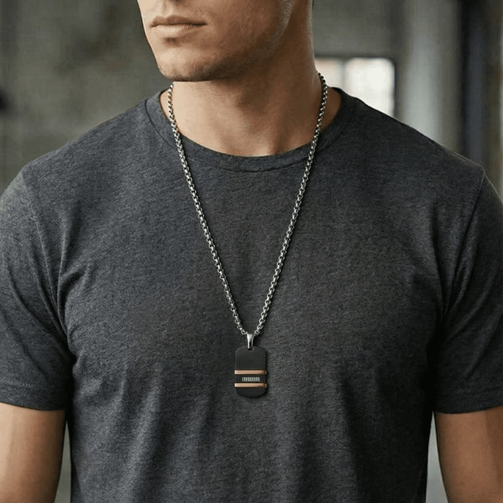 Collier Plaque militaire, en titane noir, ornée de zirconiums, maille jaseron