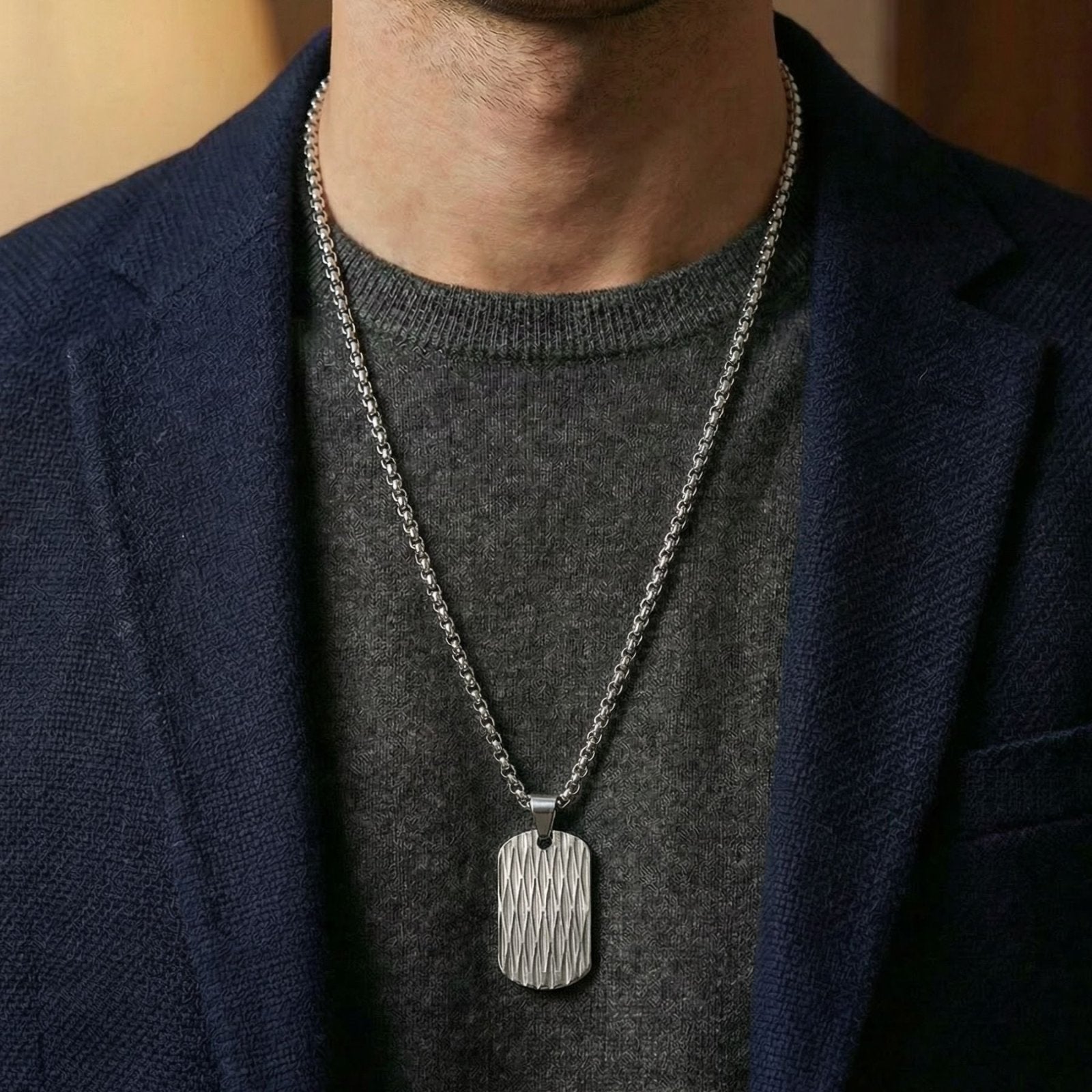 Collier plaque militaire texturée en acier inoxydable