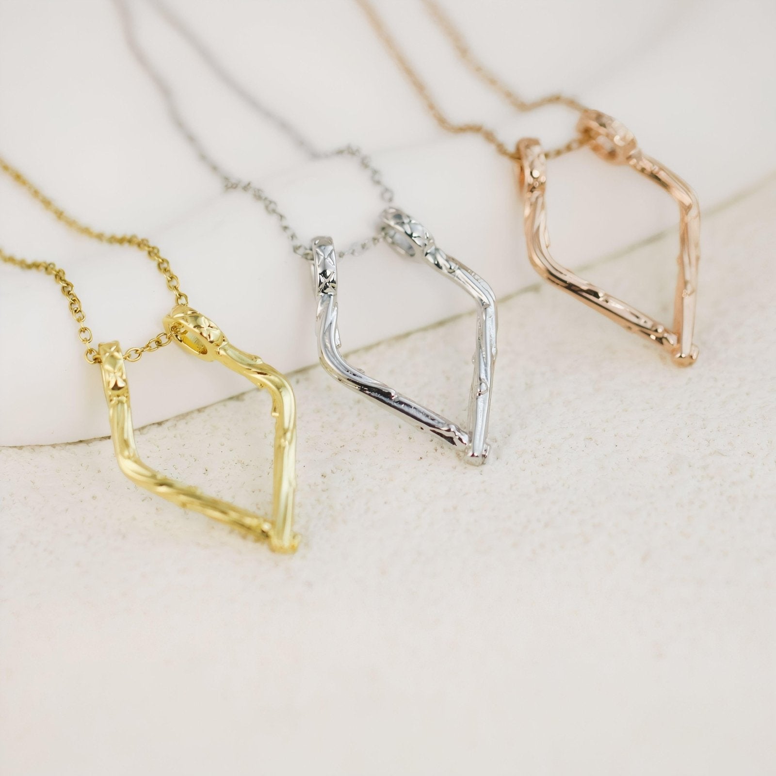 Collier porte bague pour femme, avec pendentif géométrique, en acier inoxydable, style moderne et épuré