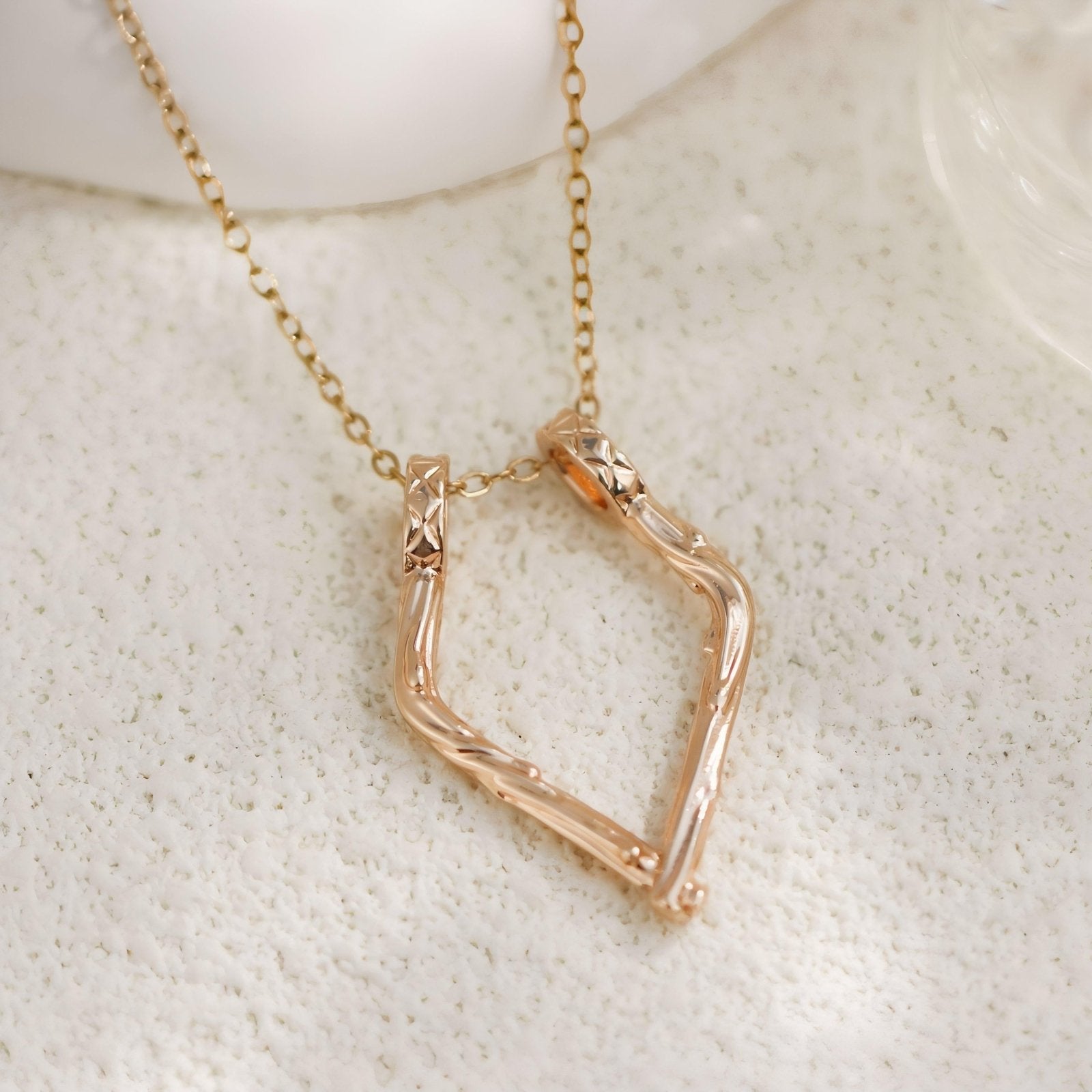 Collier porte bague pour femme, avec pendentif géométrique, en acier inoxydable, style moderne et épuré