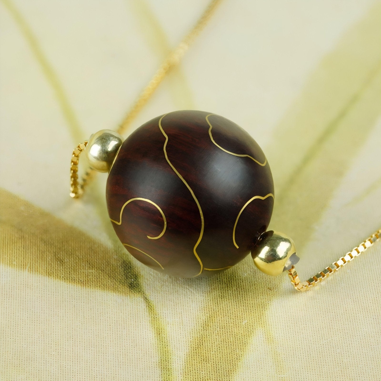 Collier pour femme en palissandre indien incrusté d'or, pendentif nuages porte - bonheur, chaîne en argent 925