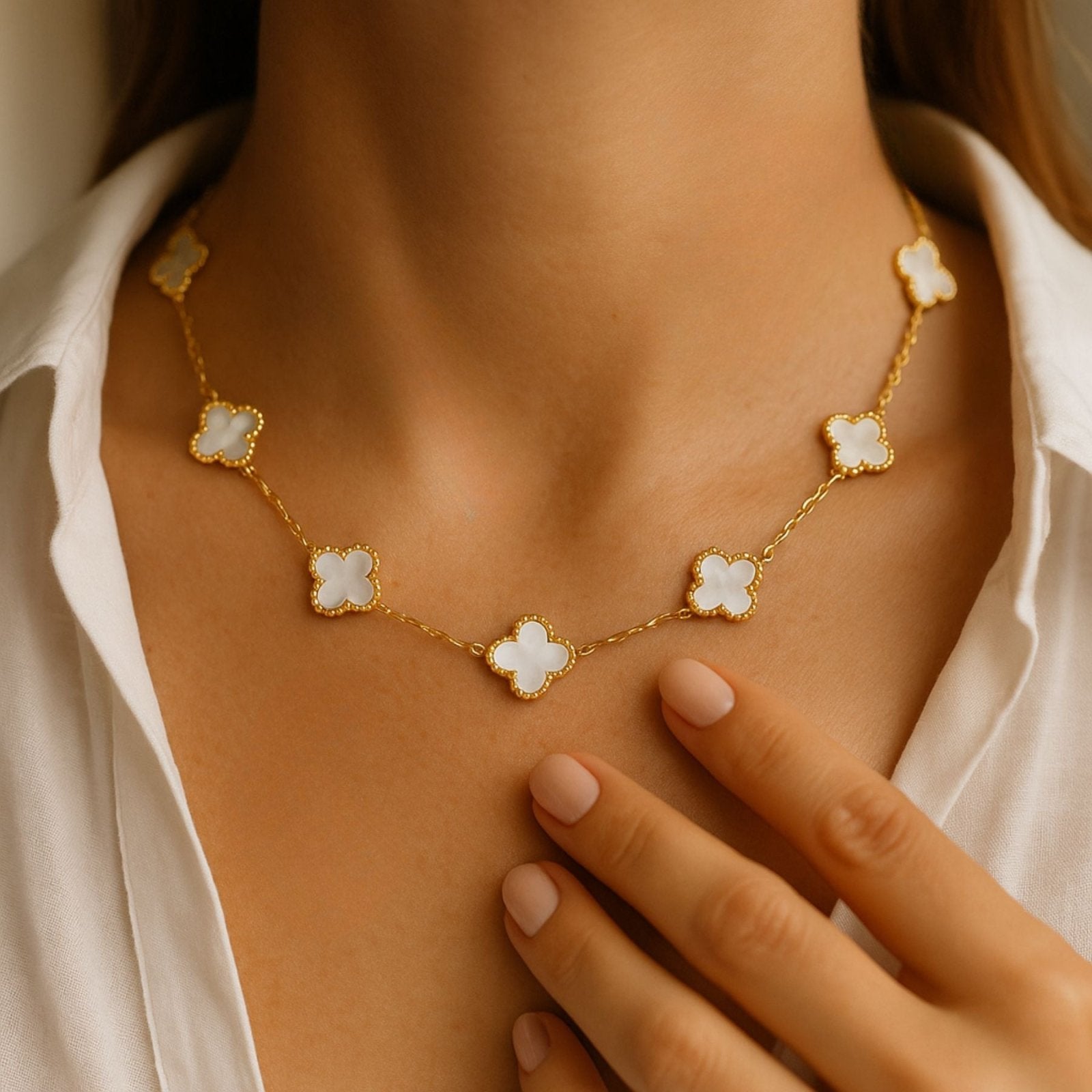 Collier pour femme, pendentifs à trèfles, émail coloré, taille réglable, chic et intemporel, modèle Thea