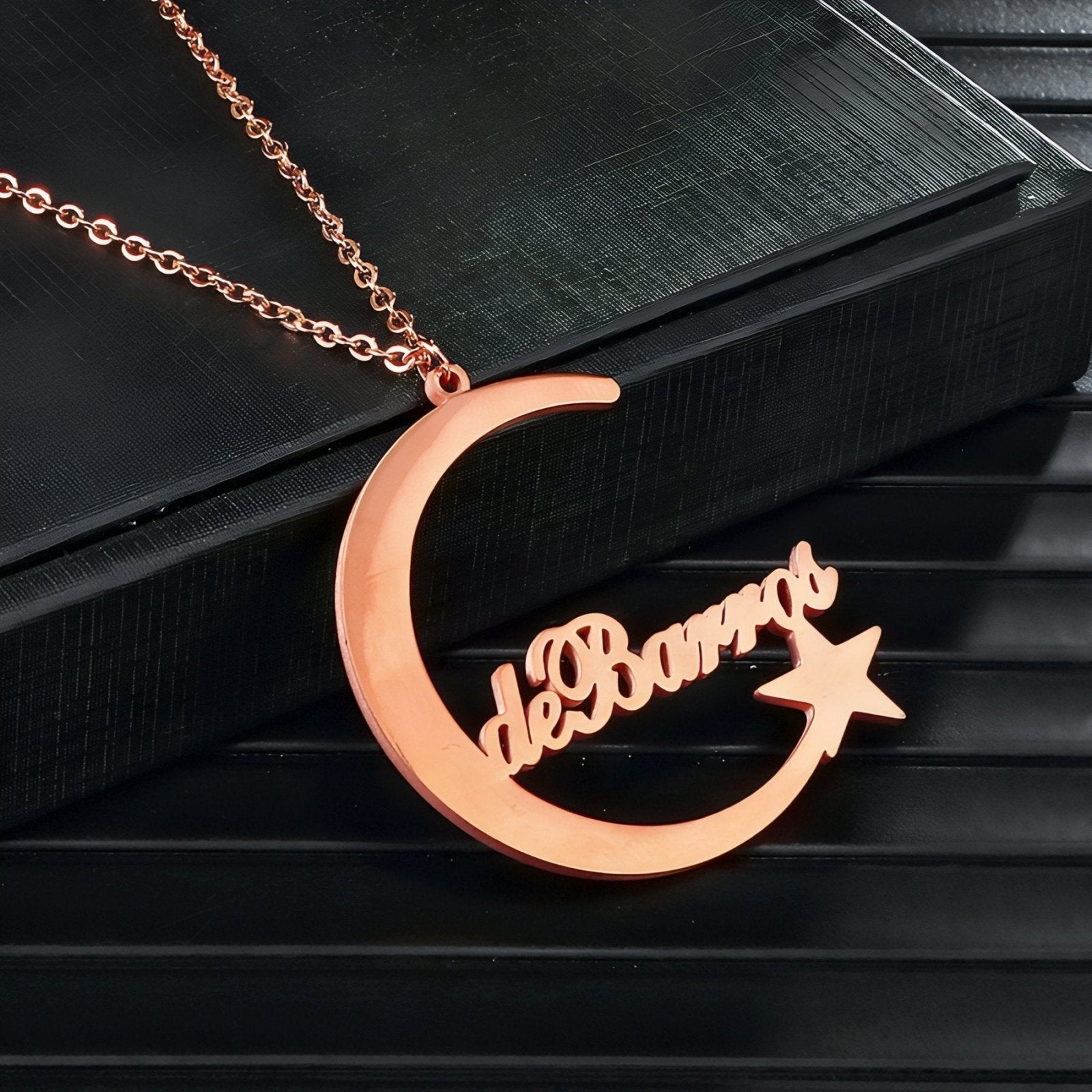 Collier prénom à graver, pendentif lune et étoile en acier inoxydable, modèle Dream