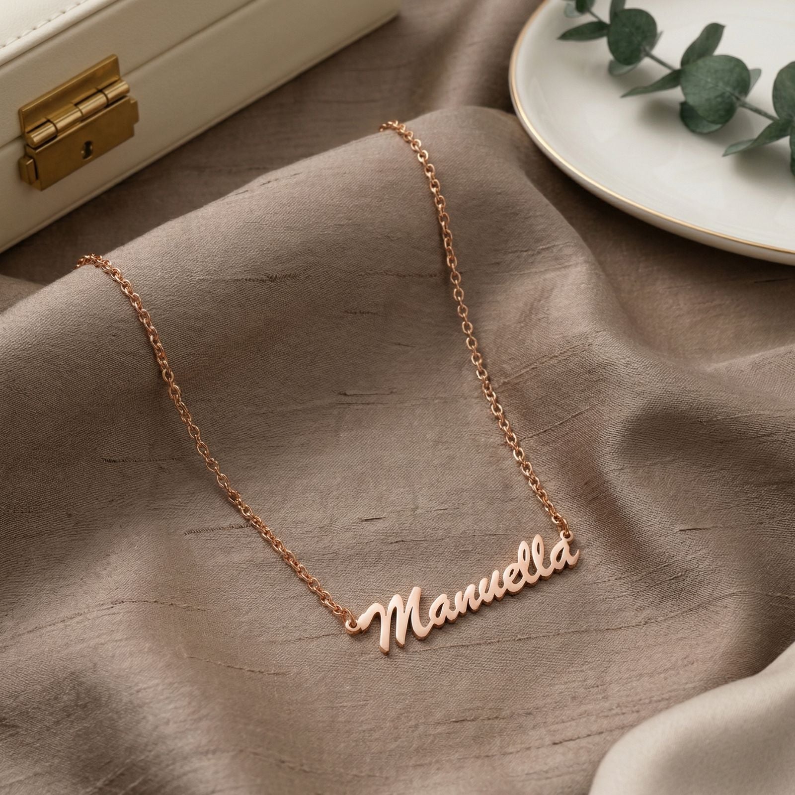 Collier prénom calligraphie fine, acier inoxydable, pour femme