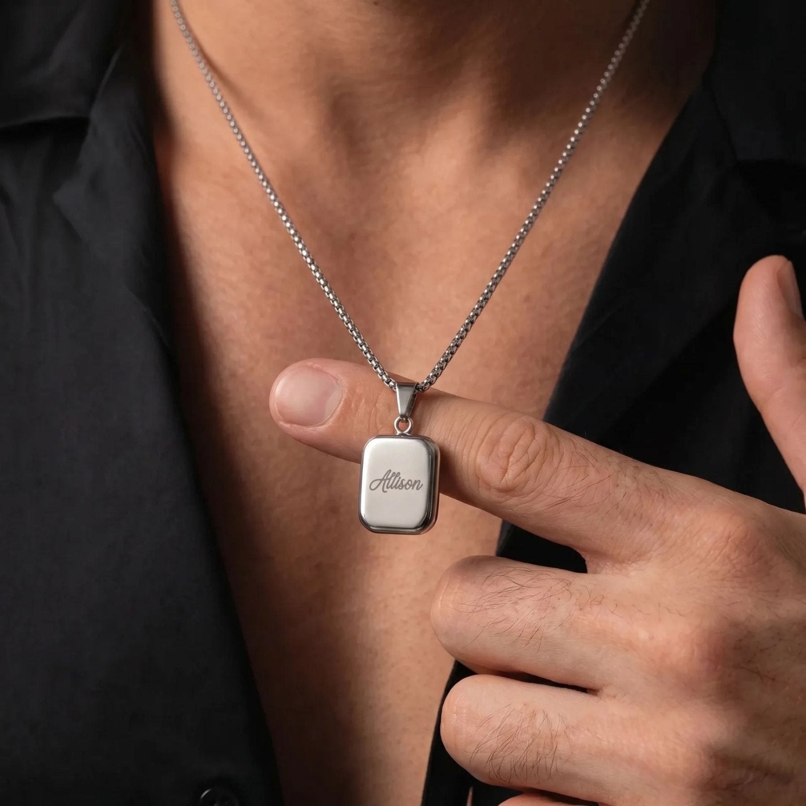Collier prénom personnalisé pour homme, pendentif carré poli miroir avec gravure, en acier inoxydable