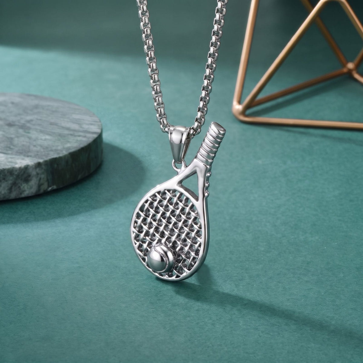 Collier raquette de tennis pour homme, en acier inoxydable argenté, pendentif sportif avec balle en relief