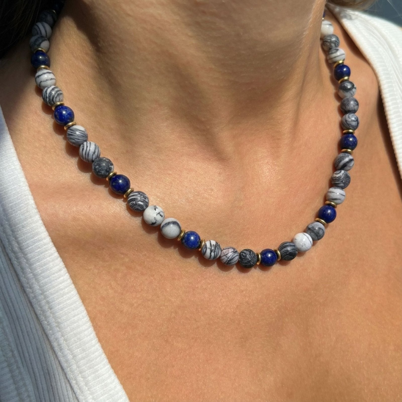 Collier ras - de - cou en pierres naturelles, Lapis - Lazuli et Jaspe zébré, perles 8 mm
