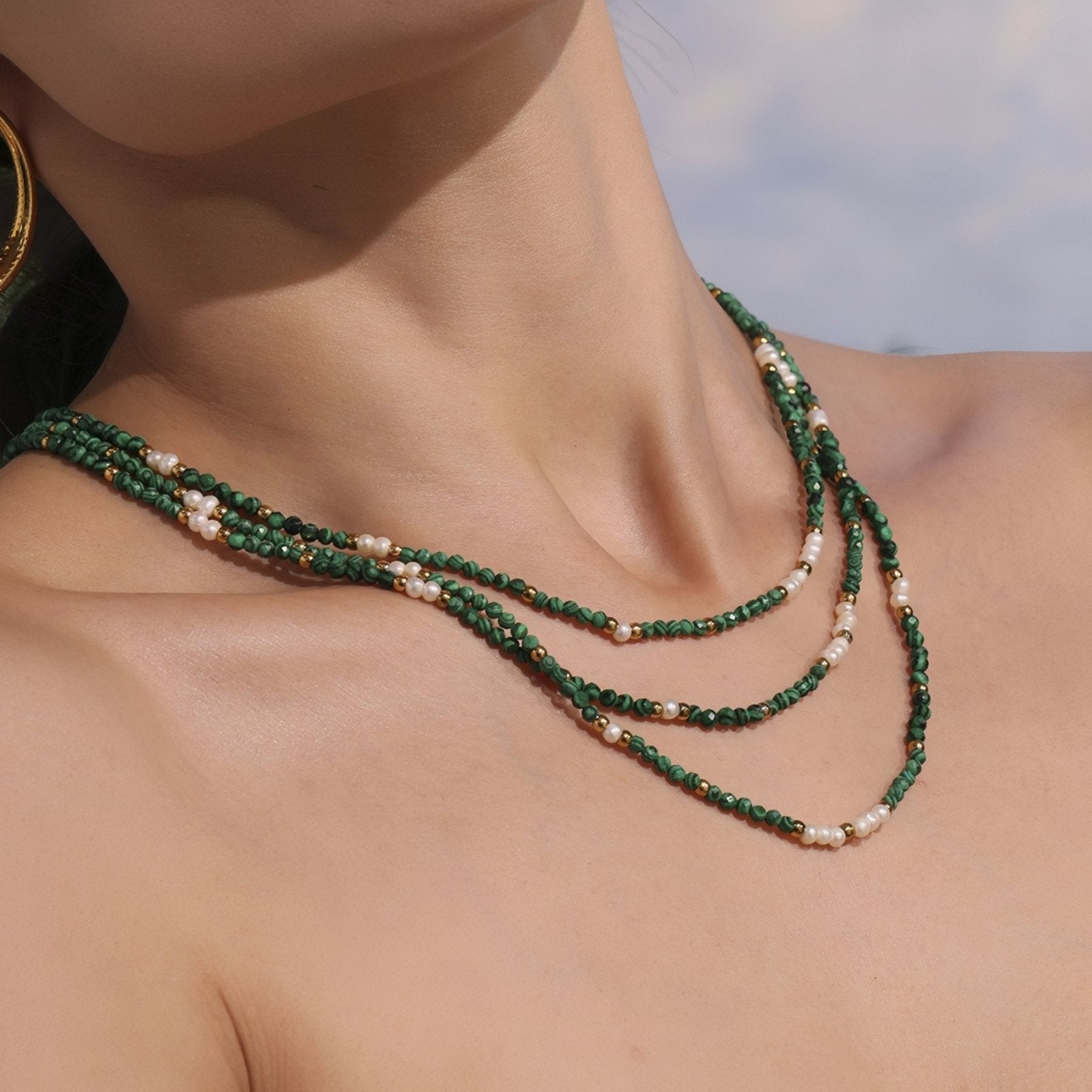 Collier ras - de - cou femme, pierres naturelles malachite et perles d’eau douce, fermoir en acier inoxydable