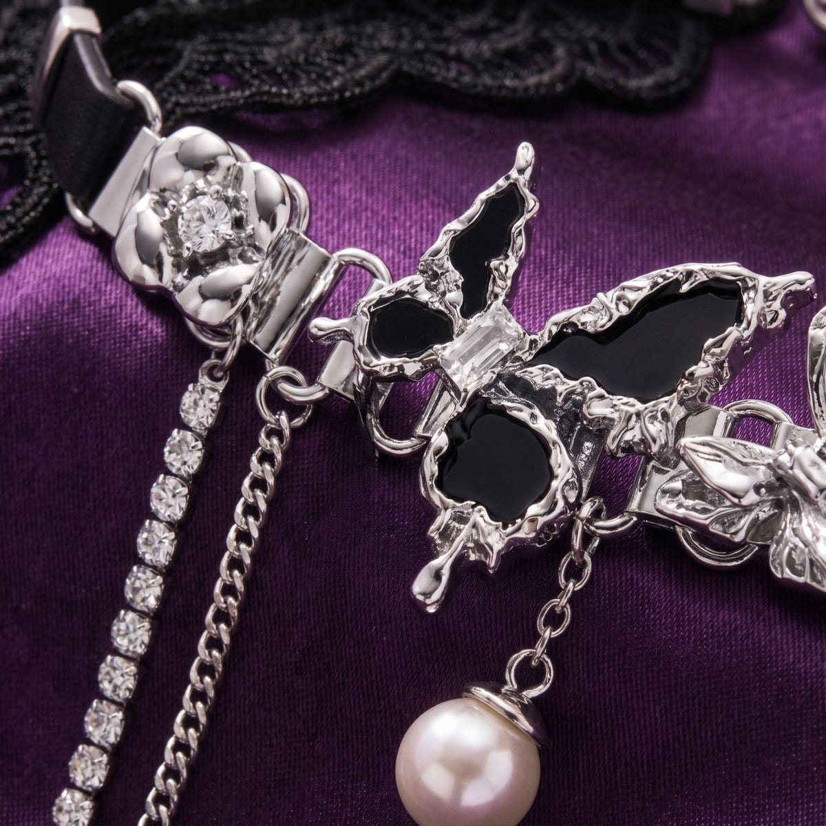 Collier ras de cou gothique papillon pour femme, en cuivre, avec simili cuir noir