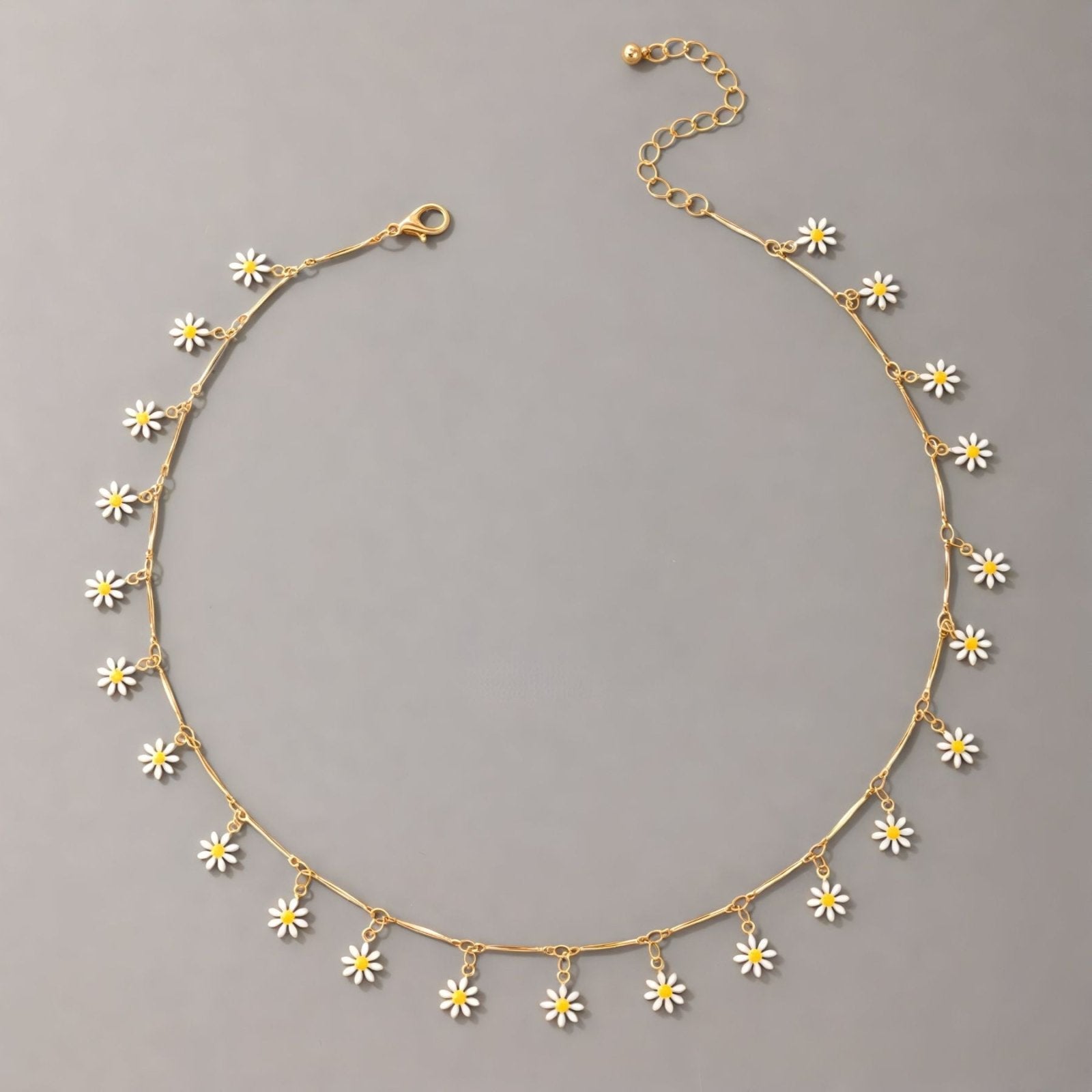 Collier ras du cou cuivré, petites fleurs émaillées, style bohème, modèle Dalia