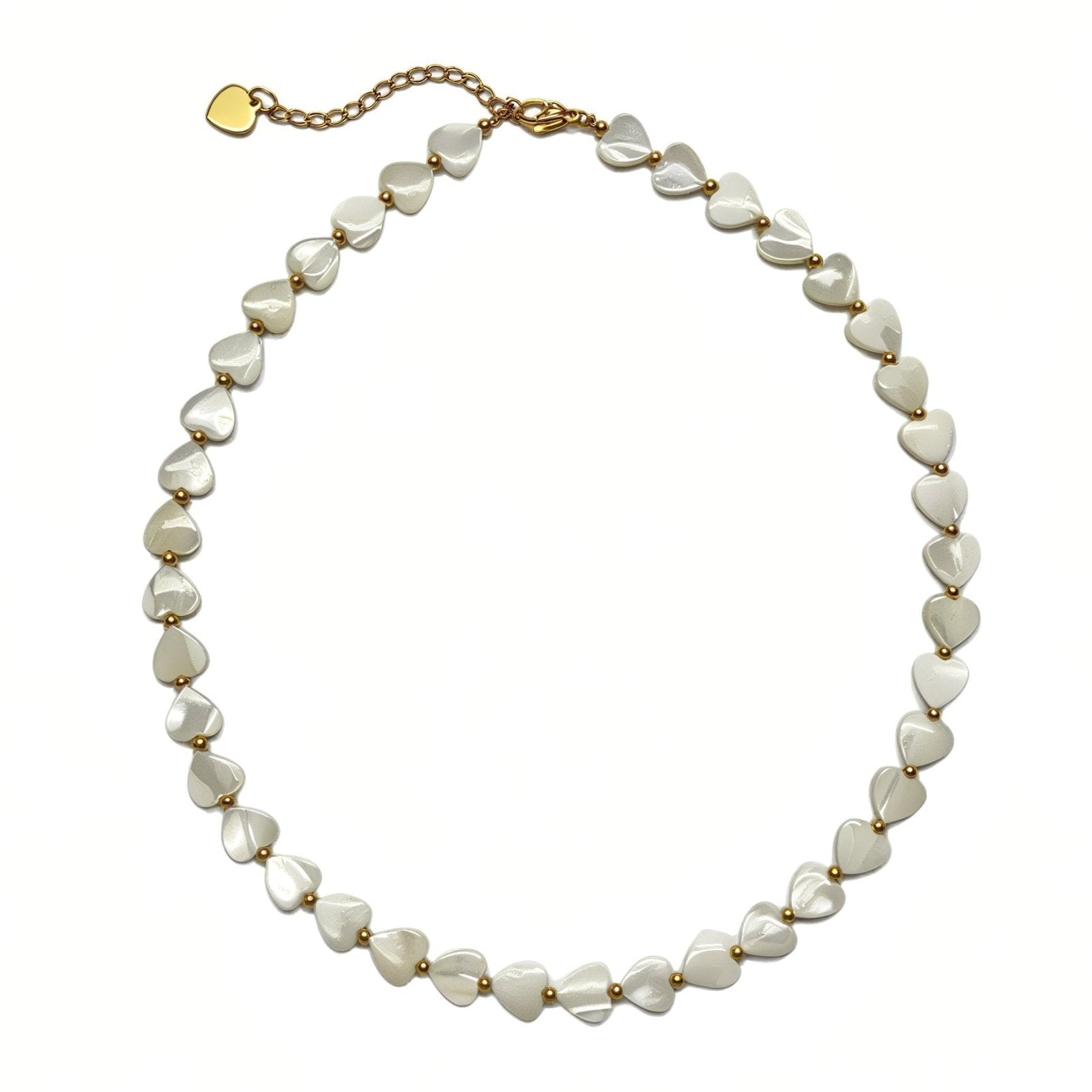 Collier ras - du - cou en nacre, perles cœur, fermoir mousqueton doré, modèle Marina
