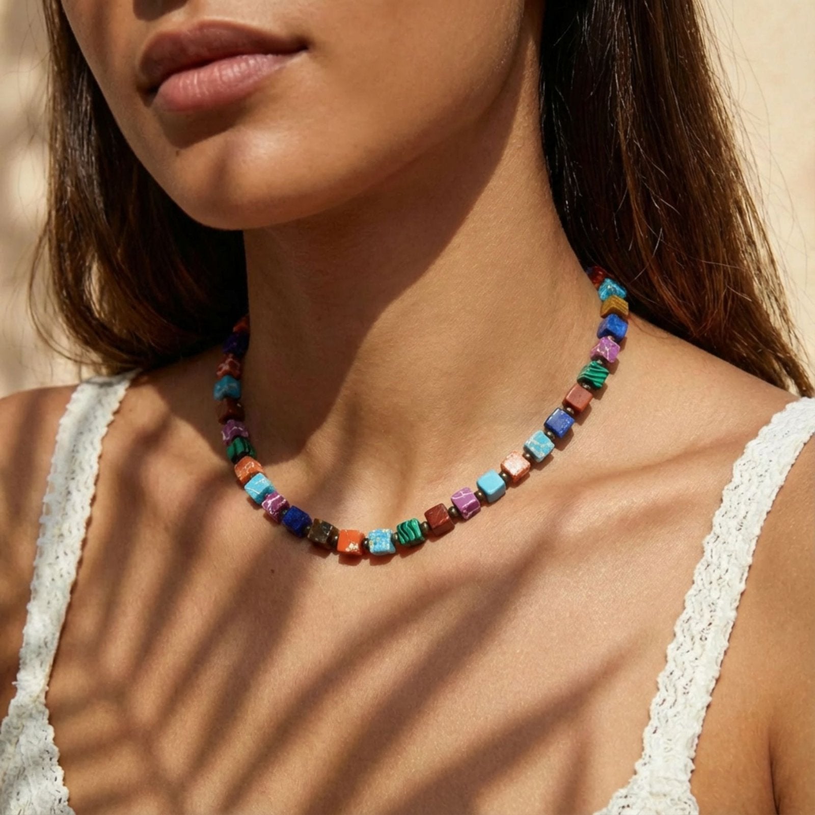Collier ras - du - cou multicolore en pierres naturelles, 7 chakras, perles carrées multicolores